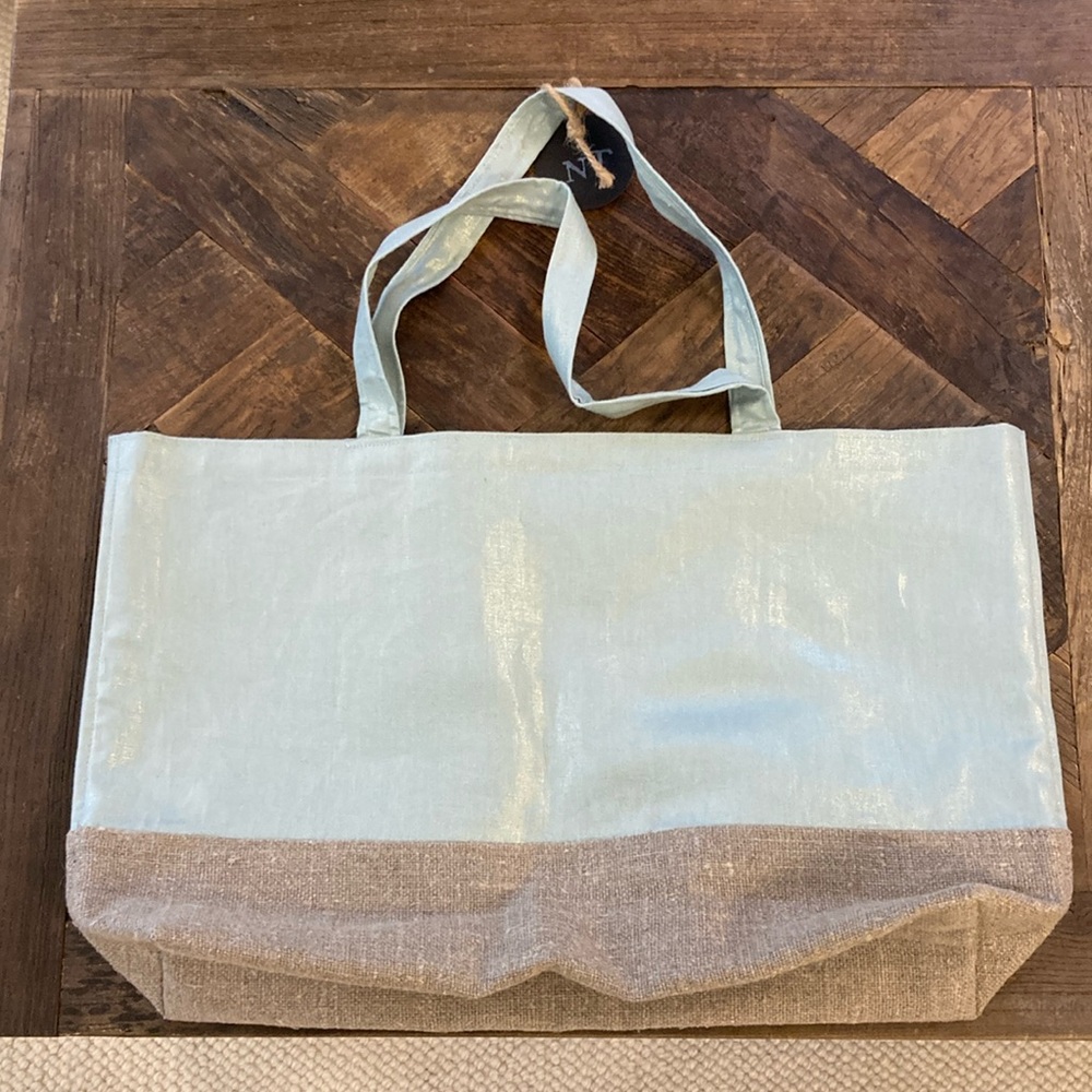 Christen Maxwell tote.